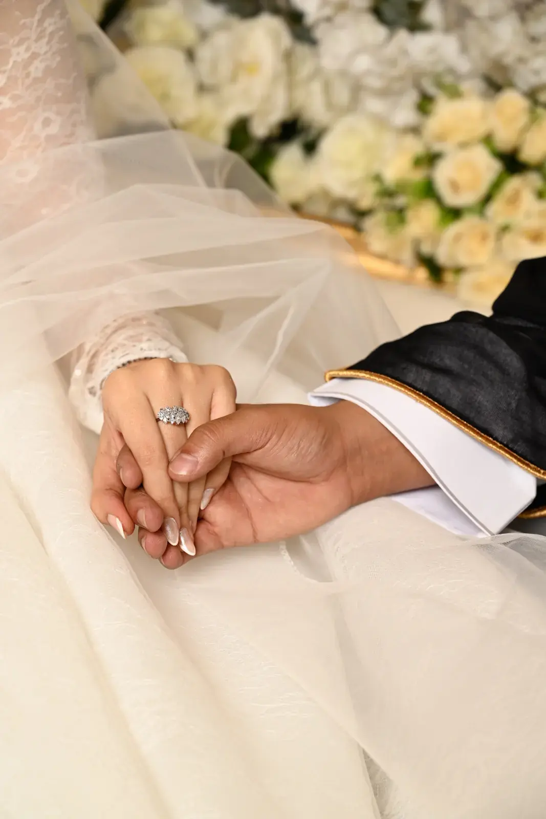 تصوير زواجات في جدة — يد العروس والعريس